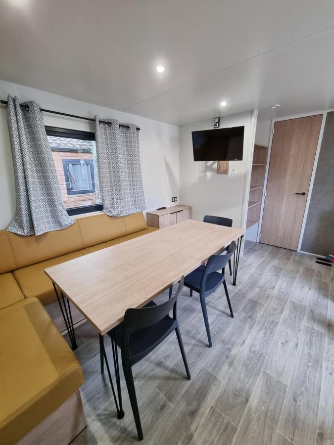 Mobil Home Xxl2 4 Chambres - Camping Bordeaux Lac Bruges Exterior foto